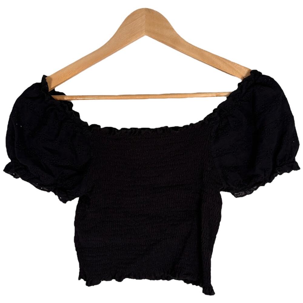No Boundaries Y2K Smocked Puff Sleeve Crop Top – Black - Picture 2 of 5